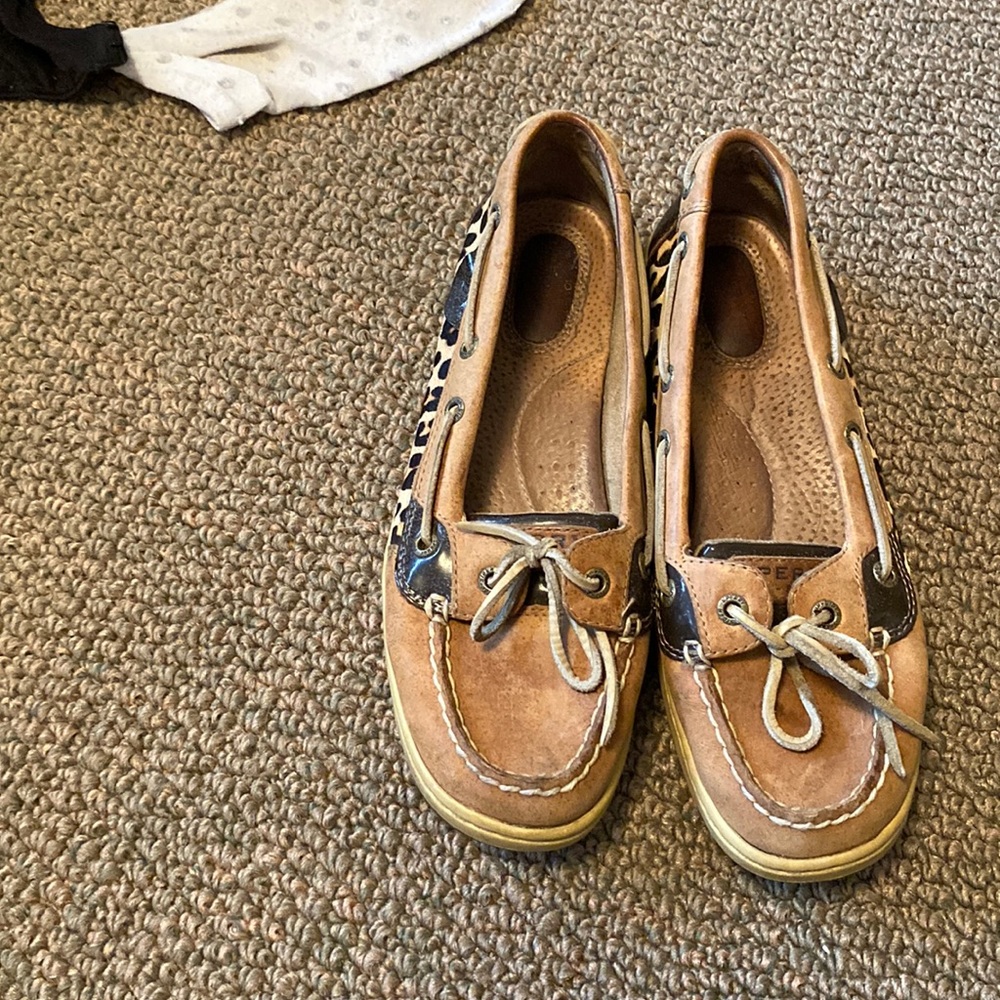 Sperrys size 8 great condition wore twice